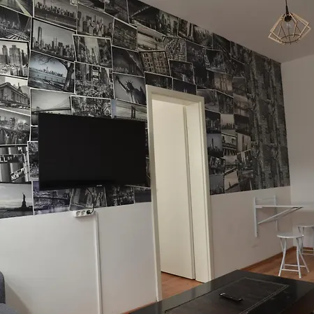 Design 1 *